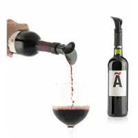 InnovaGoods Professioneller Weindekanter, Belüfter Spender mit luftdichtem Verschluss Ideal für Ihre Weinbar Weinausgießer Spülmaschinenfest. 2 in 1 Stopfen, 0,02 kg, ABS