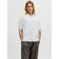 Jack & Jones Kurzarmhemd "JJEJEFF RESORT STRIPE SHIRT S/S SN" Viskose, loose fit