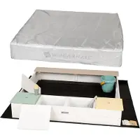 WONDERMAKE® Design Sandkasten mit Matschküche, Abdeckung OXFORD 420D, Vliesfolie, Sandkiste Holz quadratisch verschließbar Outdoor Garten für Kinder, weiß bunt