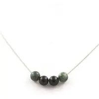 Bijoux Steine und Mineralien. Halskette mit schwarzen Achatperlen + Seraphinit aus Russland 8 mm. Kette für Frauen, Männer. Personalisierte Größe.