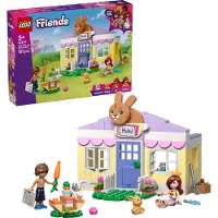 LEGO Friends Heartlake City Hasenhotel - Haus-Spielset mit 2 Mini Puppen, 2 Tierfiguren & Tierpflege Zubehör - Geburtstagsgeschenk für Mädchen ab 5 Jahren - 42679
