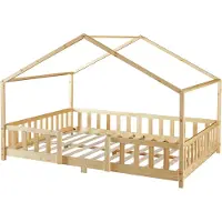 En.casa Kinderbett ’Treviolo‘ in Haus-Optik mit Rausfallschutz Kiefernholz 120 x 200 cm Holzfarben