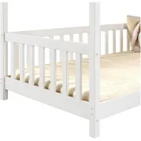 Idimex Hausbett NINA, Kinderbett mit Rausfallschutz 90x200, Massivholz Weiß