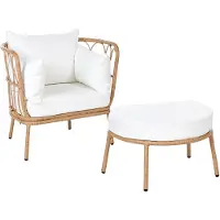 Beliani Gartensessel Hellbraun Rattan mit Fußhocker Auflagen Cremeweiß Boho Korbsessel Rattansessel Outdoor Indoor Terrasse Balkon Sitzmöbel