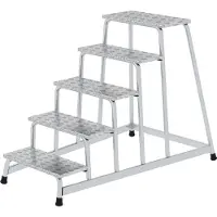 Munk Arbeitspodest, Aluminium, verschweißte Rohrkonstruktion, Warzenblechstufen, rutschfest, Bis 150 kg, Trittfläche B 550 x T 300 mm, 5-stufig