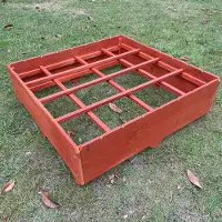 NYVI Pflanzbeet NYVIGreen 80x80 cm Rot - Gartenbeet mit Unkrautvlies - Perfekt für Pflanzen, Gemüse. Kräuter & Blumen - Wetterfest, Einfache Montage ohne Werkzeug - Gemüsebeet Kräuterbeet
