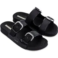 Ipanema Flip-Flops Schwarz mit offener, abgerundeter Zehenpartie und ca. 3 cm Plateau