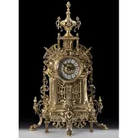 Casa Padrino Luxus Barock Tischuhr Gold 35 x H. 57 cm - Handgefertigte Bronze Uhr im Barockstil - Barock Schreibtischuhr - Barock Schreibtisch Deko - Barock Deko Accessoires - Barockstil Uhren