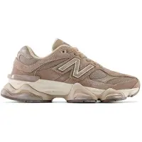 New Balance 9060 Mushroom Timberwolf - EU 44.5
