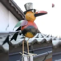 DanDiBo Ambiente DanDiBo Rabe Figur Deko für die Dachrinne 30 cm Bunt Vogel Metall 2344 Dachschmuck Dachrinnenfigur Gartendeko Modern