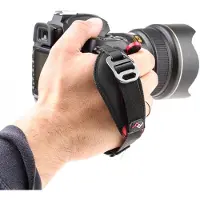 Peak Design Clutch