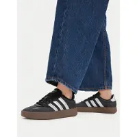 Adidas Sneaker "BARREDA" inspiriert vom Design des handball spezial