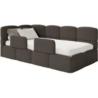 Selsey Cloudy – Jugendbett 90x200 cm, linksseitig, mit Bouclé-Bezug, Matratze und Rausfallschutz, Braun