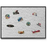 Tulup Magnettafel Magnettafel für Urlaubsmitbringsel Ziegelwand Helle Wand 100x70 cm Metalltafel für Magnete Schwarzer Rahmen