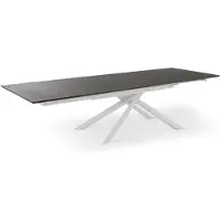 STONES Ausziehbarer Esstisch Xavier (170–270 cm) mit rostfarbener HPL-Tischplatte und weißen Aluminiumbeinen, modernes Design für das Esszimmer – Om