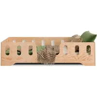 Smartwood Kinderbett 60x120 Holz Montessori Bodenbett mit Rausfallschutz und Lattenrost - Niedriges Bett für Jungen und Mädchen TILA 2 - Naturholz