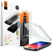 Spigen EZ Fit Glas.tR mit Installation Tray - 1er Pack für das Apple iPhone 17 Pro