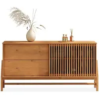Idimex Sideboard ADAMO 145 cm aus Massivholz, Eiche Finish - Kommode mit markanter Lamellenschiebetür, Wohnzimmer Möbel mit 2 Schubladen, Anrichte mit verstellbarem Einlegeboden
