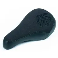 Federal Sattel mid Stealth Logo