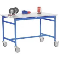 Manuflex BB4024.5012 Beistelltisch BASIS mobil mit Blechbelag-Platte in Lichtblau RAL 5012, BxTxH: 1000 x 800 x 850 mm Licht-Blau (RAL 5012)