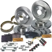 BESTPRICE Bremsscheiben + Bremsbeläge Vorne + Hinten [Hersteller-Nr. 10603839] für Mercedes-Benz