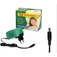 Peg-Pérego 6 V Ladegerät Multiplug