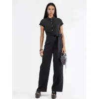 Busem Weitgeschnittener Jumpsuit mit Knopfleiste und Hemdkragen