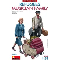 Other 1:35 Fig.-Set Reisende Musikerfamilie(2)