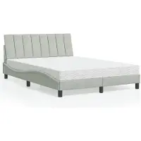 vidaXL Bett mit Matratze "Hanko" Hellgrau 140x190 cm Samt