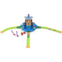 Step2 Putt & Splash Center Wasserspieltisch und Minigolf Set aus Kunststoff | Wasser Spielzeug & Mini Golf Basis für den Garten mit 30-teiligem Zubehörset | Wasserbahn für Kinder | 320 x 197 x 73 cm