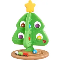 Step2 My First Christmas Tree aus Kunststoff | Spielzeug Weihnachtsbaum für Kleinkinder ab 1.5 Jahren | Inkl. Zubehör u.a. Weihnachtskugeln & Mini Zug