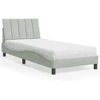 vidaXL Bett mit Matratze "Hanko" Hellgrau 90x190 cm Samt