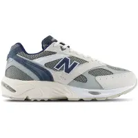 New Balance Unisex. U880RV1_LI Beigefarbene Lederslipper 880R (37.5), Wohnung, Spaltleder, Schnürsenkel, Lässig
