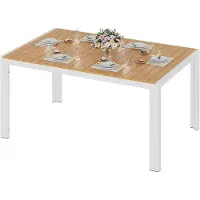 StarTech.com Aluminium-Gartentisch - Rechteckiger Outdoor-Esstisch - 140 x 90 x 75 cm - WPC-Tischplatte - Platz für 8 Personen - Wetterfest - Weiße Beine, teakfarbene Tischplatte