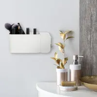Northix Weißer selbstklebender Kosmetik-Organizer fürs Badezimmer, 4 Fächer