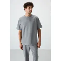 Tommy Life Herren Oversized T-Shirt und Hosen Set