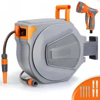 StarTech.com Gartenschlauch Aufroller - Automatische wandmontierte Schlauchbox - 30 m PVC-Schlauch - 180° schwenkbar - 9-fach Sprühdüse - Grau-Orange