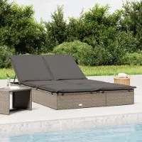 Markenlos Sonnenliege für zwei Personen mit grauer Auflage aus Poly-Rattan, 26 kg