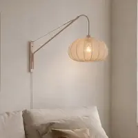 LumenXL Verstellbare Wandlampe Brandel mit rundem Stoffschirm in Hellbeige