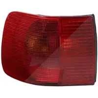 BESTPRICE Heckleuchte außen rot, ohne Lampenträger [Hersteller-Nr. 31478751] für Audi