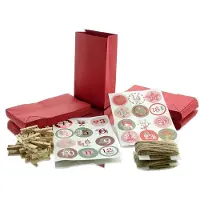 Kaemingk Adventskalender 24 rote Papiertüten mit Holz-Klammern Zahlensticker & Schnur