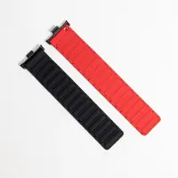 StarTech.com Silikonarmband für Smartwatch - Mi Band 8 Pro - Magnetischer Verschluss - Weiches Material - Schwarz/Rot