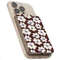 Selencia Vivid Powerbank 5.000 mAh - MagSafe und Qi - Desert Gold / Choco Flower Pop