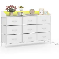 Costway Kommode, Aufbewahrungsorganisator mit LED-Lichtern, Ladestation, 9 Stoffschubladen & Metallgestell, TV-Schrank, Schubladenschrank