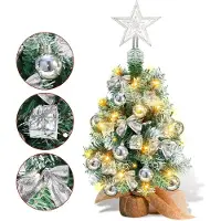 Vigevee Mini Weihnachtsbaum 40 cm Silber mit 30 LEDs 50 Zweigen Holzfuß Stern Kugeln Schleifen und Geschenkboxen