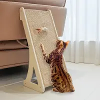 Famanu Katzenkratzbrett mit Sisal, L-förmiges Kratzpad für Katzen, 68 cm Wandmöbelschutz mit Spielzeug
