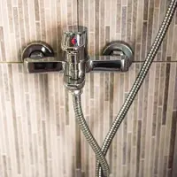 Markenlos 20 Stück Wasserhahn Indexknöpfe in Rot und Blau für Mischbatterie-Griffe, Kunststoffkappen zur Anzeige von Warm- und Kaltwasser, Ersatzteile für Küchen- und Badarmaturen