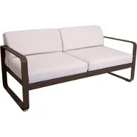 Fermob BELLEVIE 2-Sitzer-Sofa mit Sitzfläche aus gelochtem Aluminiumblech