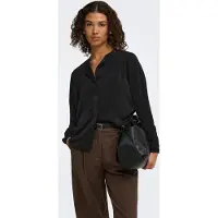 JDY Schlupfbluse "JDYAYA L/S COLLAR SHIRT WVN NOOS", Damen, Gr. XL, schwarz, Web, Obermaterial: 100% Polyester, unifarben, normal, V-Ausschnitt, Blusen Schlupfbluse, Polyester