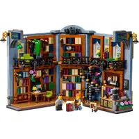 LEGO Icons Buchladen: Buchstütze Modellbausatz - 3D Regal und Zimmer Deko - Mit 2 Minifiguren & Zubehör - Wohnzimmer oder Büro Dekoration - Geschenk Idee für Erwachsene Leseratten - 11379